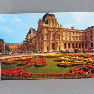 Vintage Postcard - The Louvre Paris France Tulip Garden - Yvon Paris